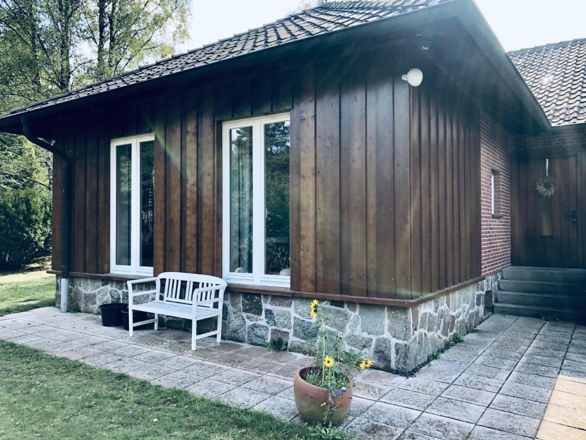 Landhaus Mitten In Der Lueneburger Heide Undeloh Exterior foto